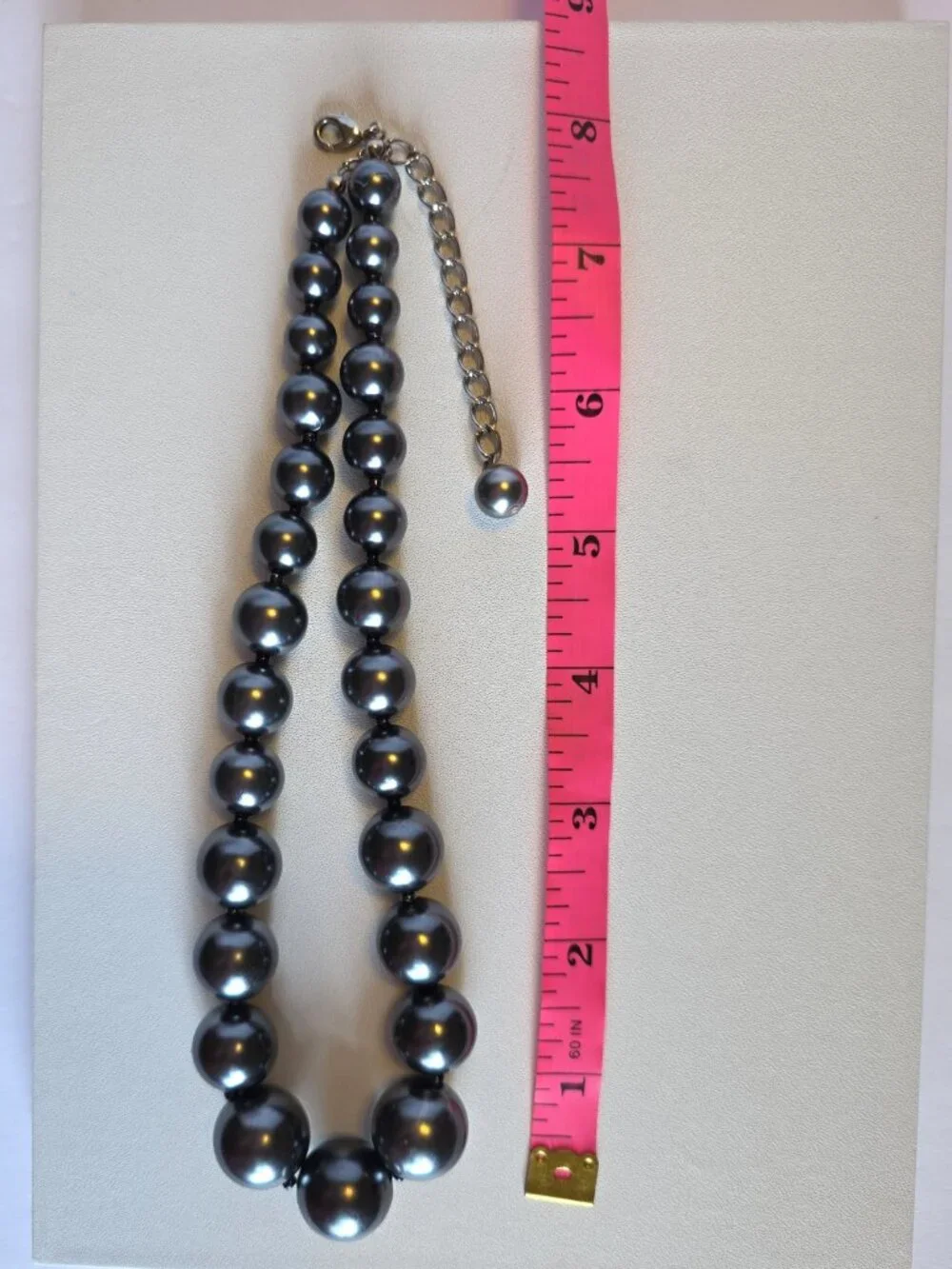 Gray Graduated Faux Pearl Necklace & Earrings Set Silver Tone 16-19